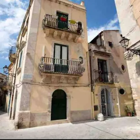 Apartment 'cabbanna 28, Ortigia